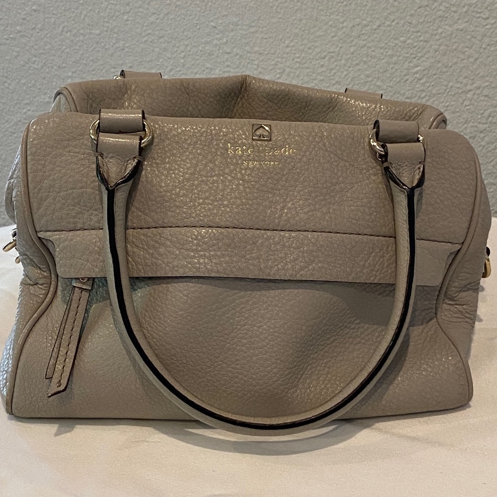 KATE SPADE Beige Crossbody Soft Leather Purse // Pebbled // Adjustable
